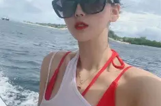 肖战拍摄幕后：女导演第一视角下的高清瞬间